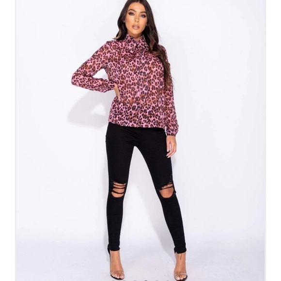 PINK & BLACK LEOPARD PRINT LONG SLEEVE BLOUSE WITH CAT BOW A LAVALLIERE - Picture 2 of 6